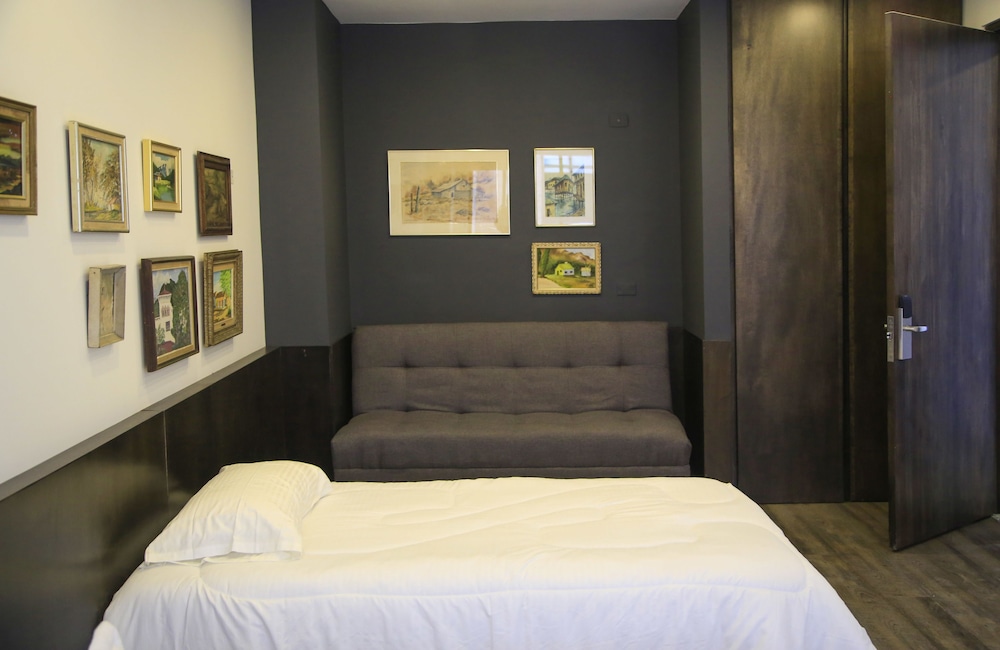 Standard Twin Room - Photo 3