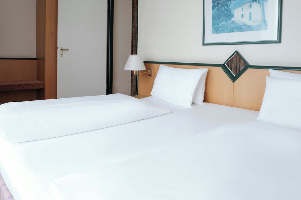 Suite, 1 Bedroom thumbnail 6