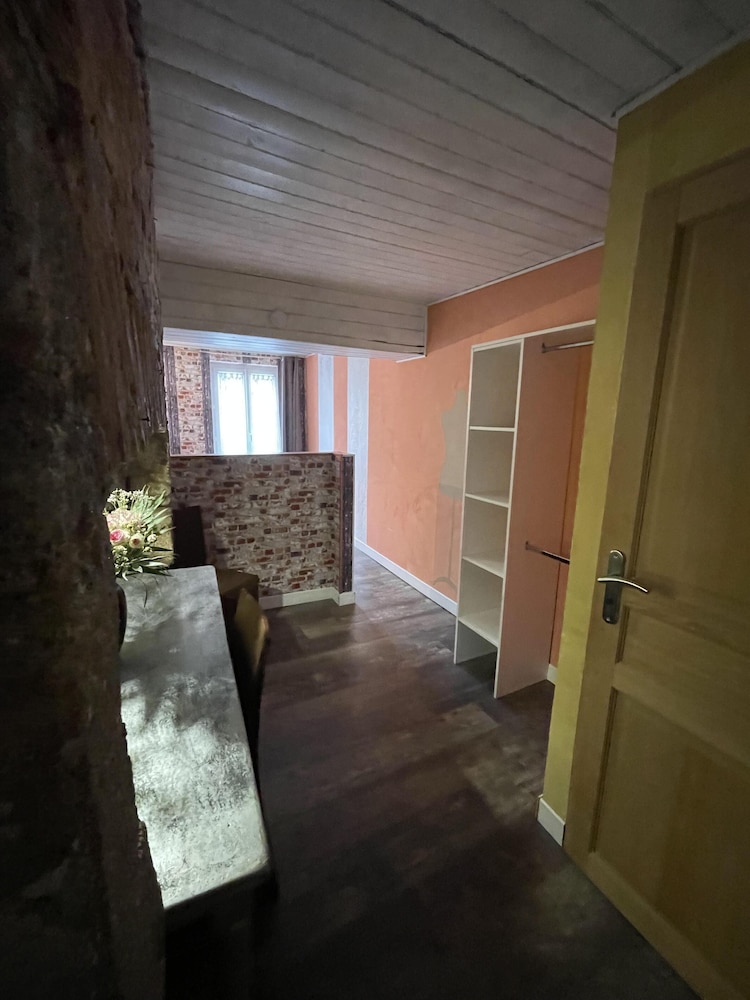 Comfort Double Room, Private Bathroom, City View (Portigliolo)