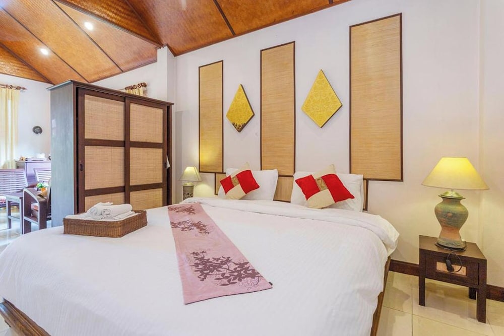 Standard Room, 1 King Bed