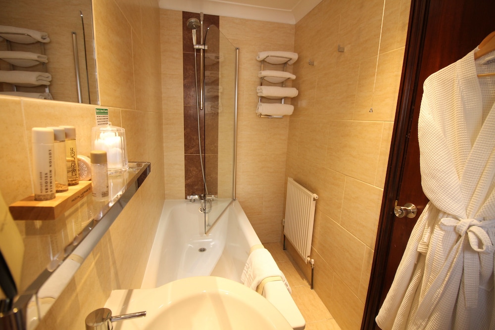 Double Room, Ensuite - Photo 1