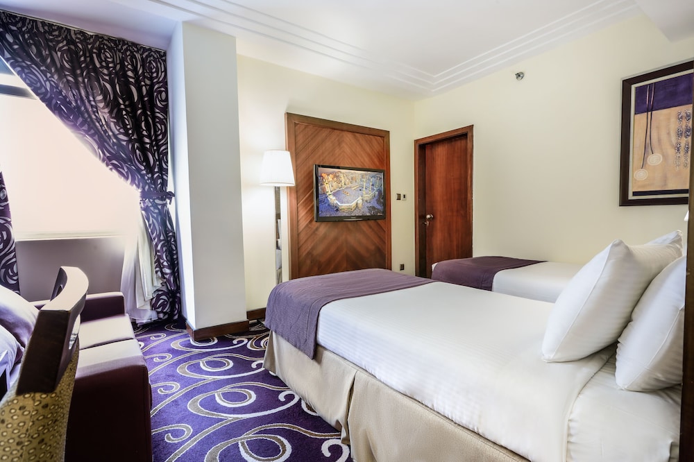 Executive Suite Haram View - Photo 2