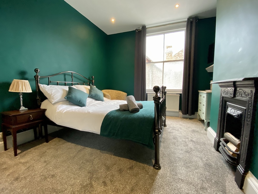 Basic Double Room
