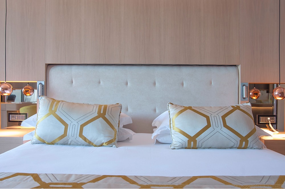 Premium Room, Park View - Photo 7