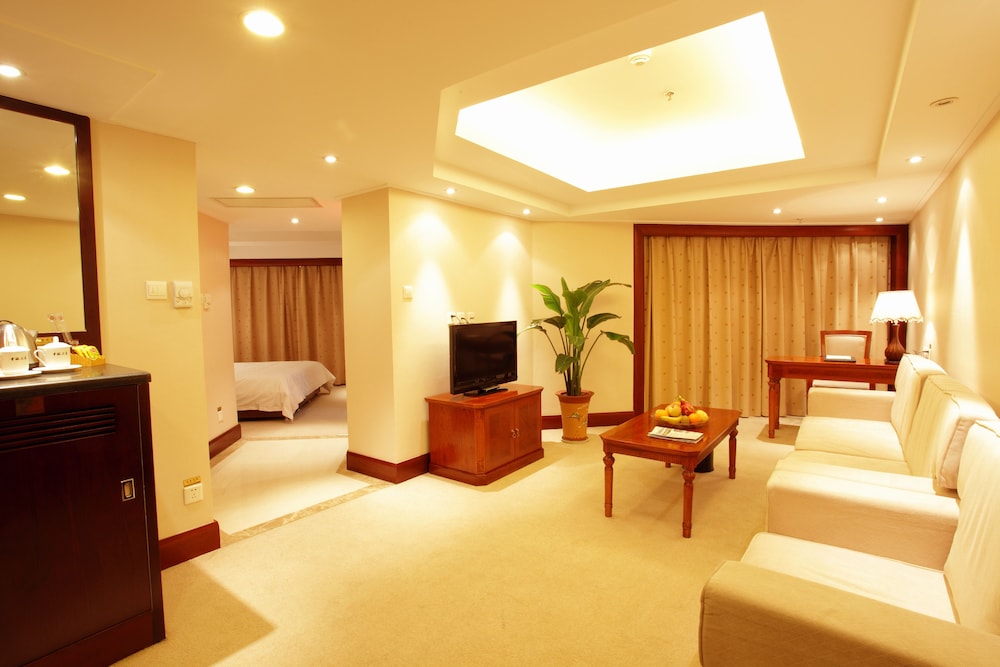 Business Suite photo 2