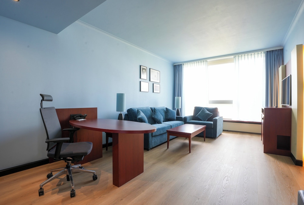 Suite, 1 Bedroom (Minifridge) - Photo 1