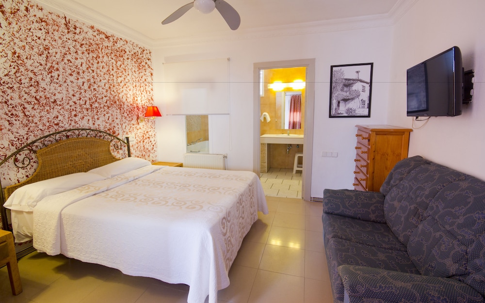 Superior Double Room, Jetted Tub photo 2