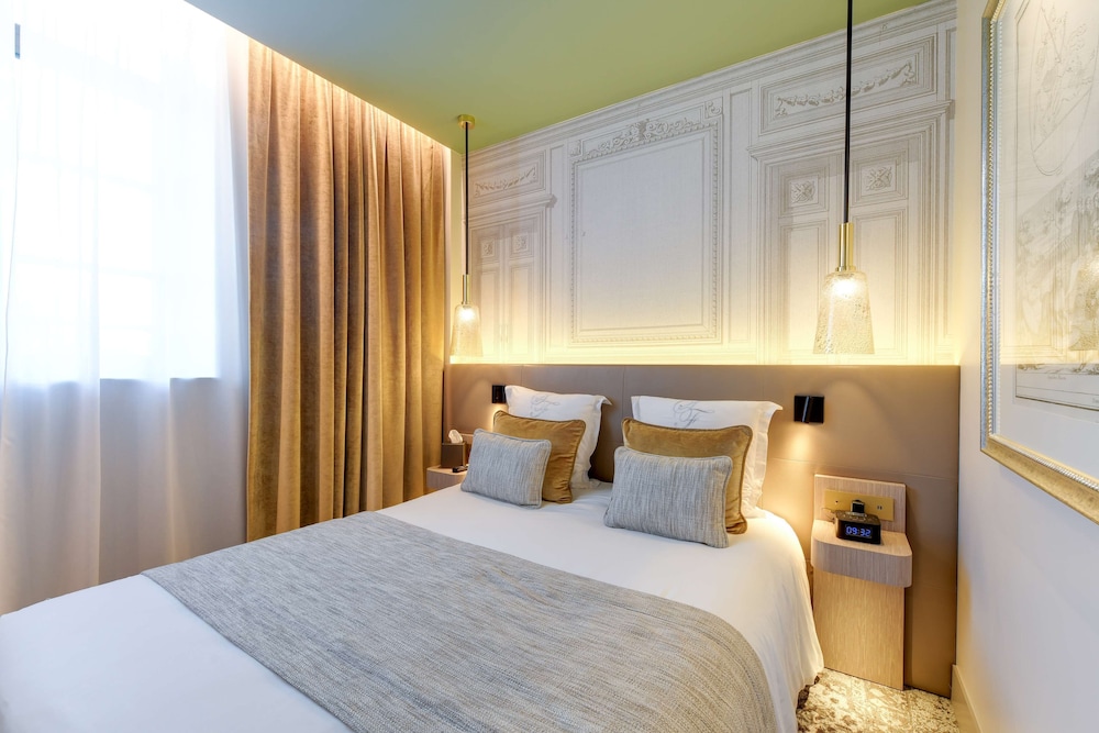 Comfort Room, 1 Queen Bed, Non Smoking (Twin bed on request) - Photo 4