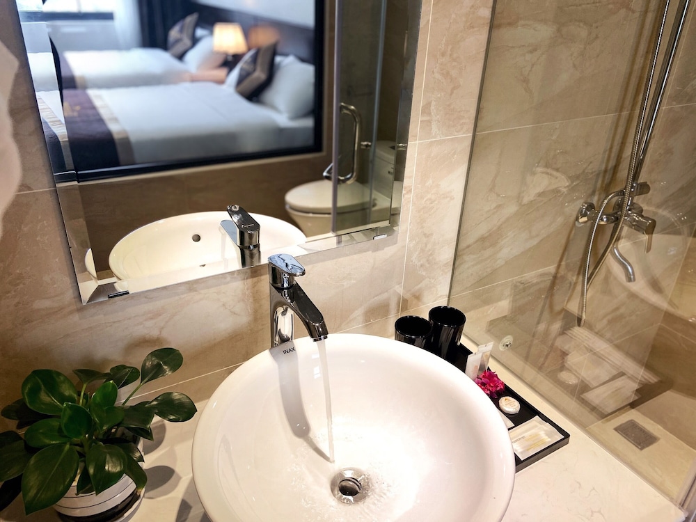 Deluxe Twin Room - Photo 3