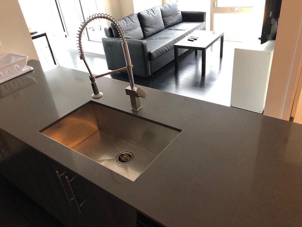 Deluxe Corner Suite - By Elite Suites, Billede 12