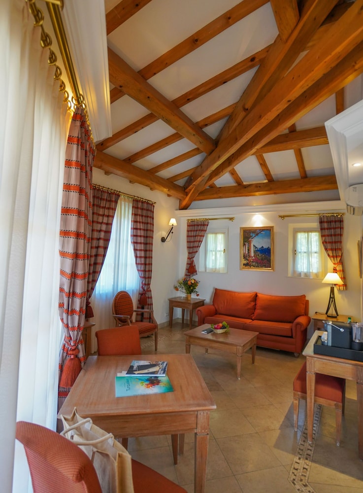 Suite, Balcony (Topaze) - Photo 8