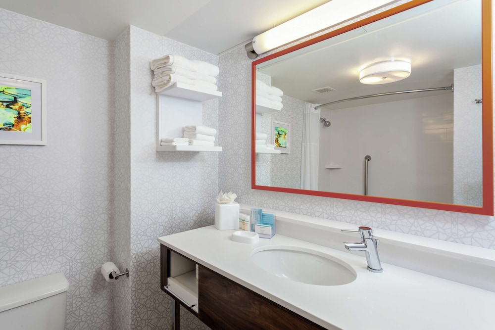 Suite, Non Smoking - Photo 9