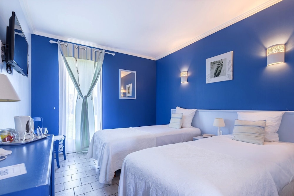 Standard Room, 2 Twin Beds photo 1