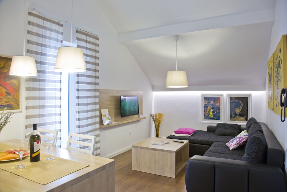 Deluxe Apartment, 1 Bedroom, Terrace photo 3