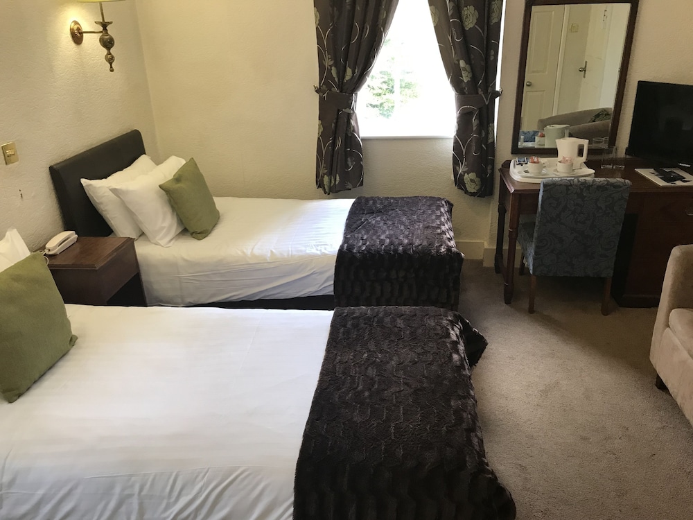Traditional Twin Room, 2 Twin Beds (no pets allowed) - Photo 1