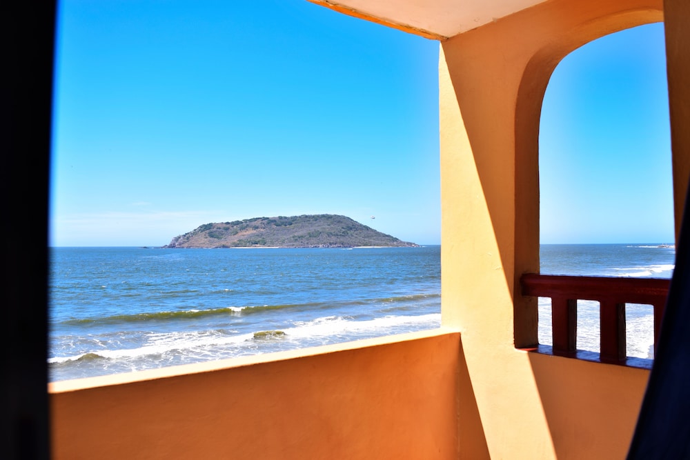 Standard Room, Ocean View - Photo 6