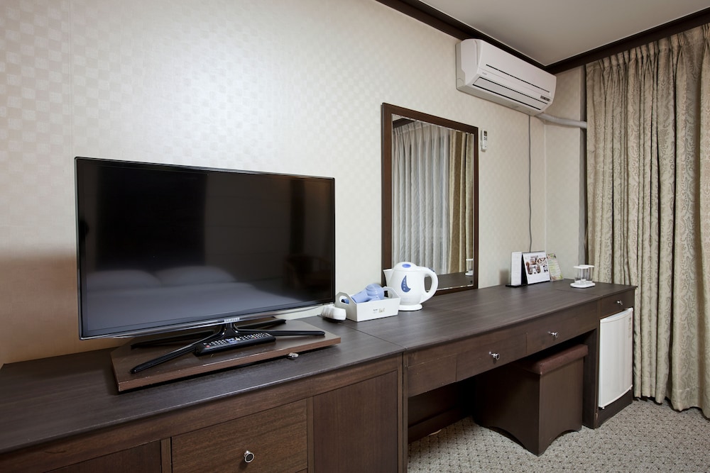 Standard Twin Room photo 2