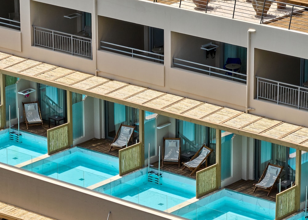 Superior Double Room, Individual Pool, Sea View