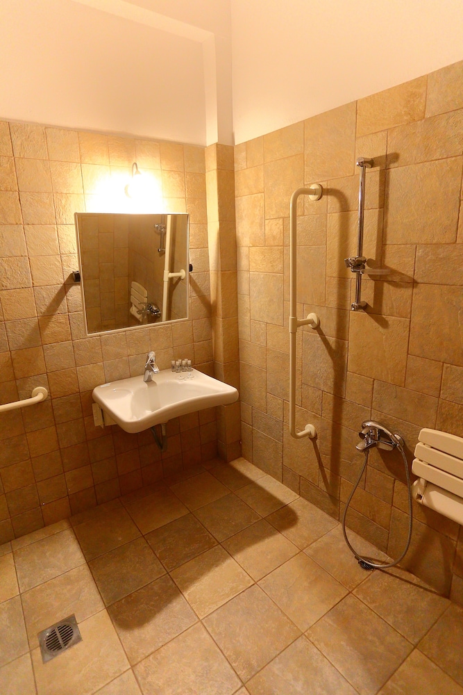 Apartment, Accessible photo 2