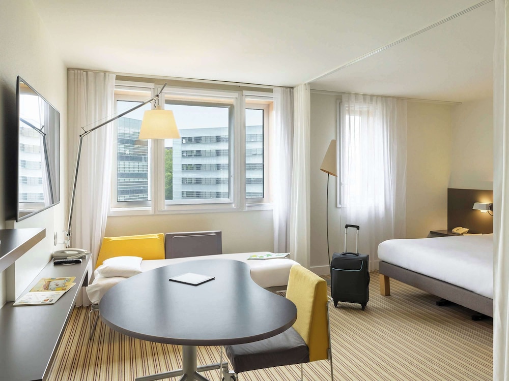 Superior Suite, Multiple Beds - Photo 9