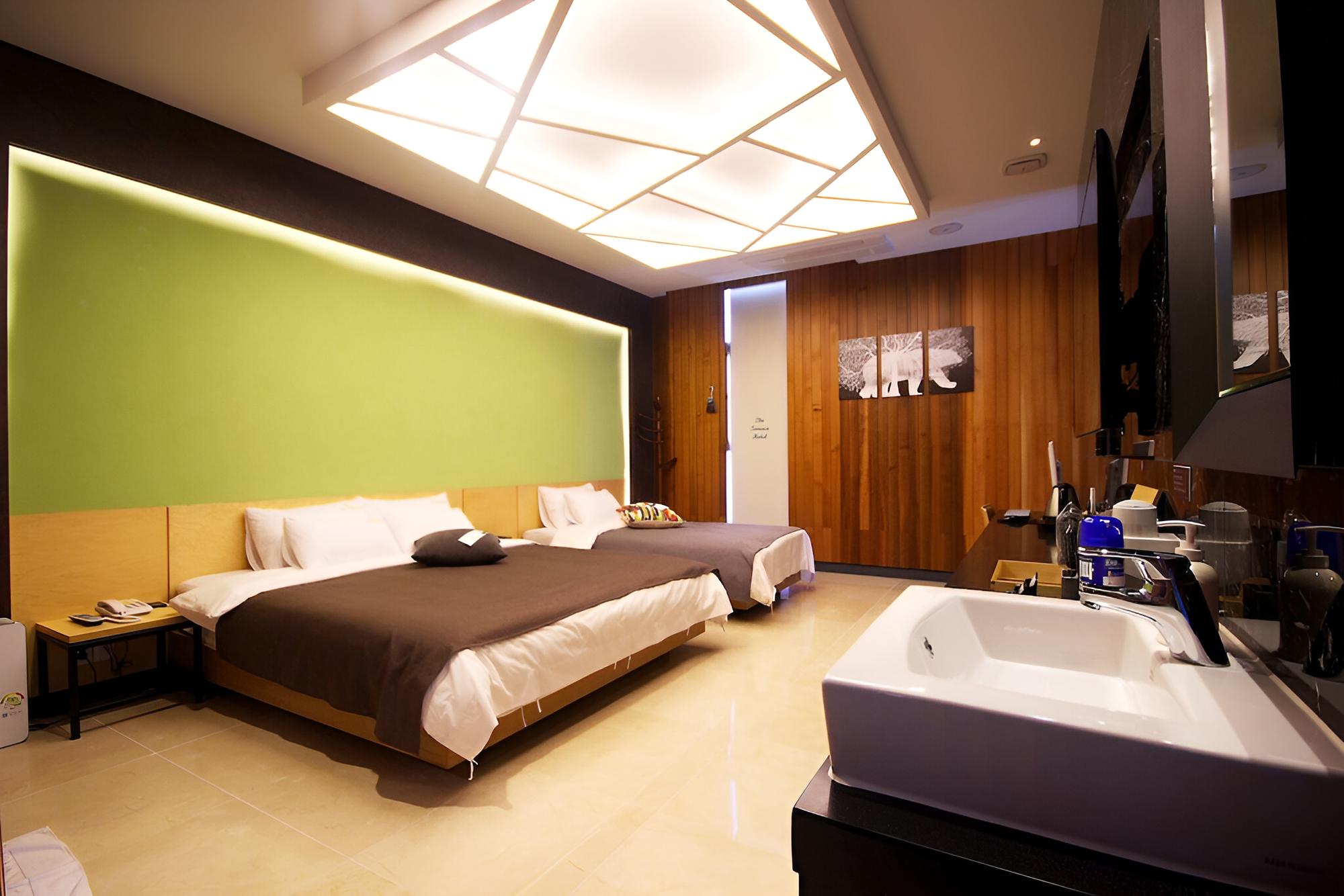 Room (Suite 901 (double + single) (styler e)