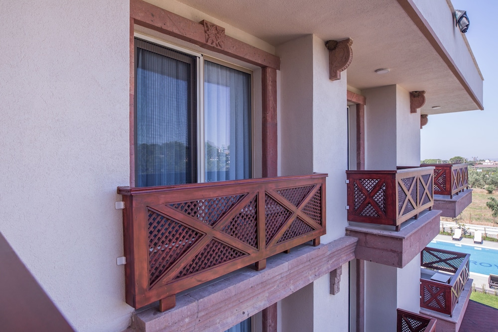 Family Triple Room, 1 Bedroom, Lanai photo 2