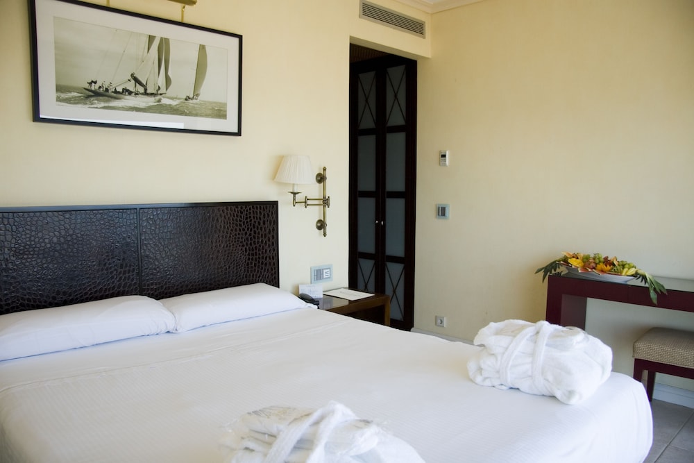 Suite Banus - Photo 14