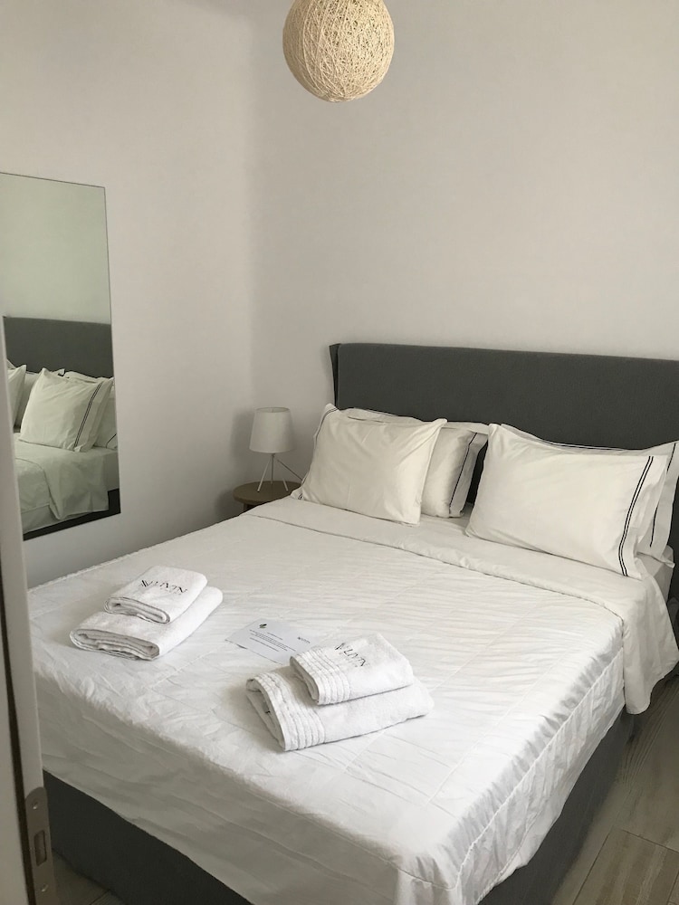 deluxe classic room photo 2