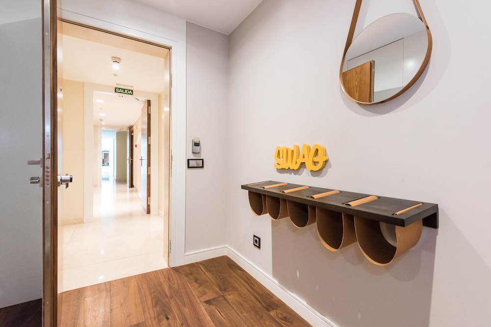 Grand Apartment, 3 Bedrooms - Photo 17