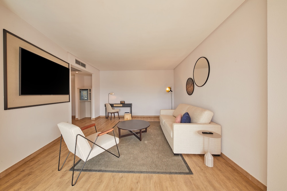 Suite, Terrace, Ocean View (Preferred Club) - Photo 13