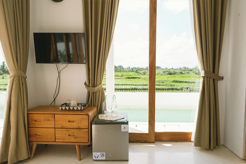 Deluxe Double Room, Pool View photo 1