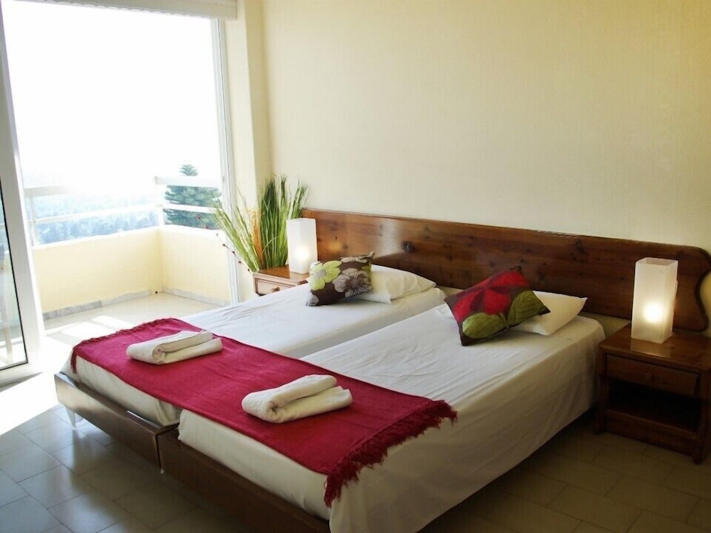 Twin Room, Mountain View