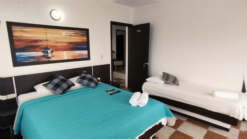 Honeymoon Room photo 2