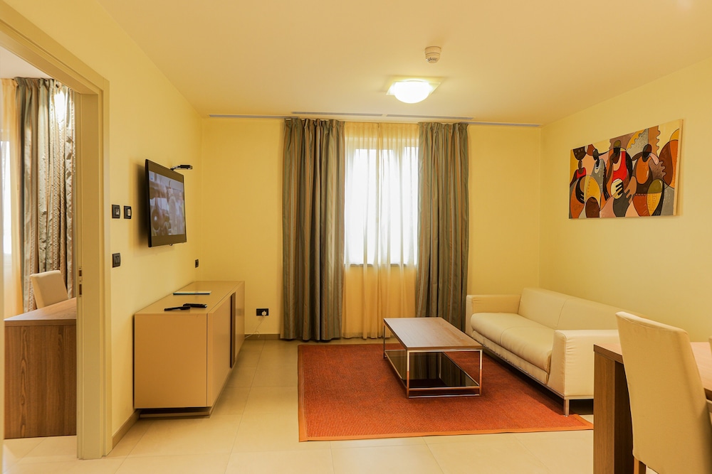 Executive Suite photo 1