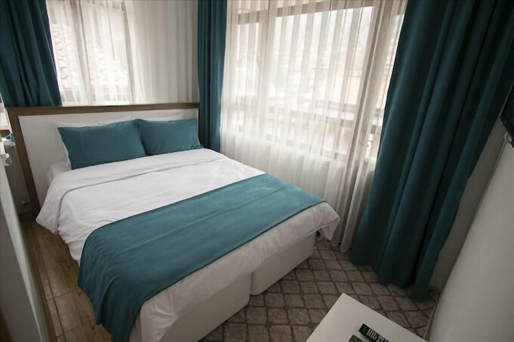 Double or Twin Room, City View photo 1