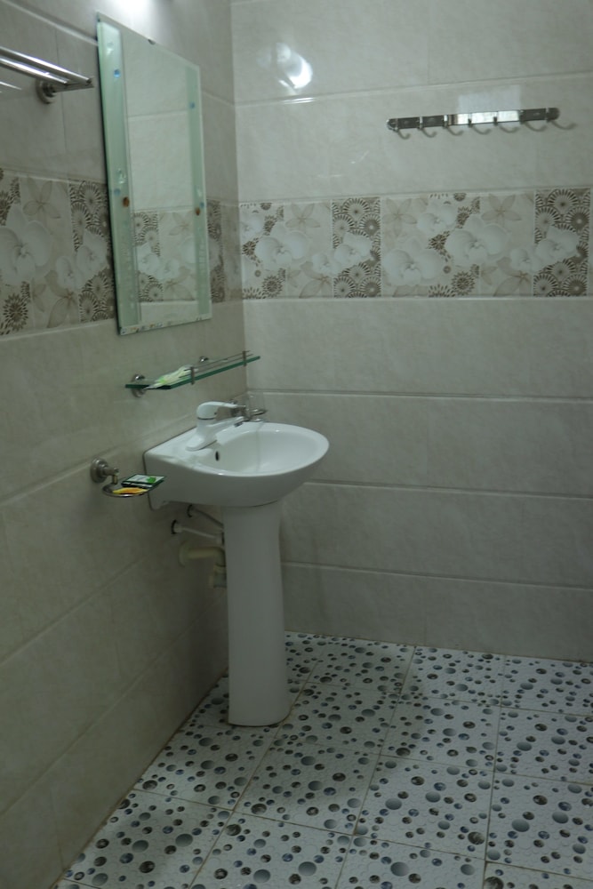 Deluxe Quadruple Room, 1 Bedroom, Garden View, Courtyard Area photo 3