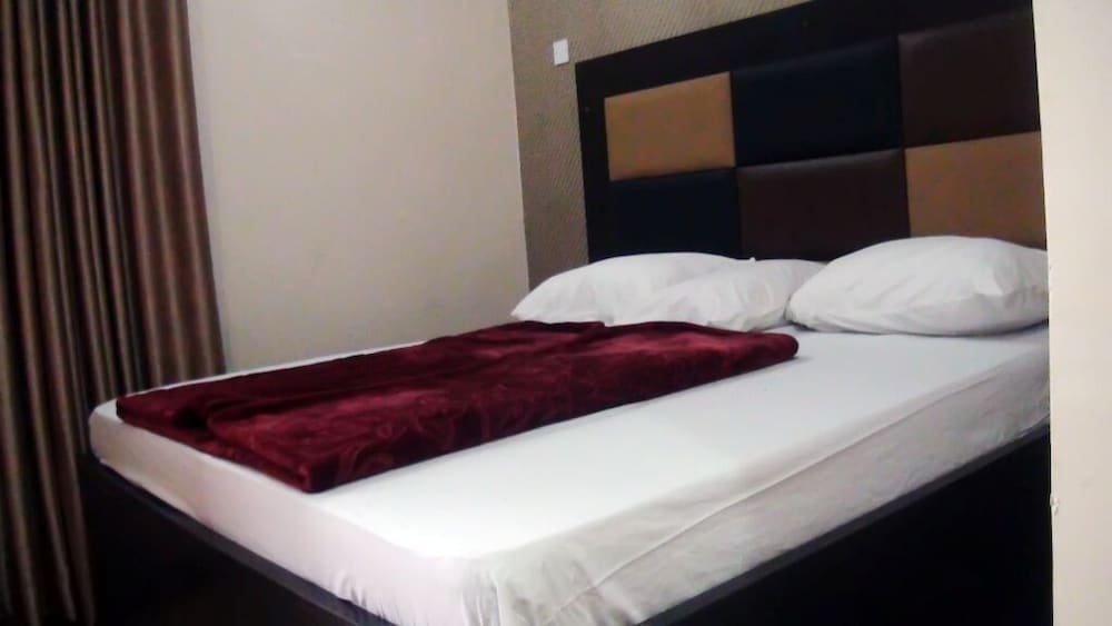 Business Suite photo 3