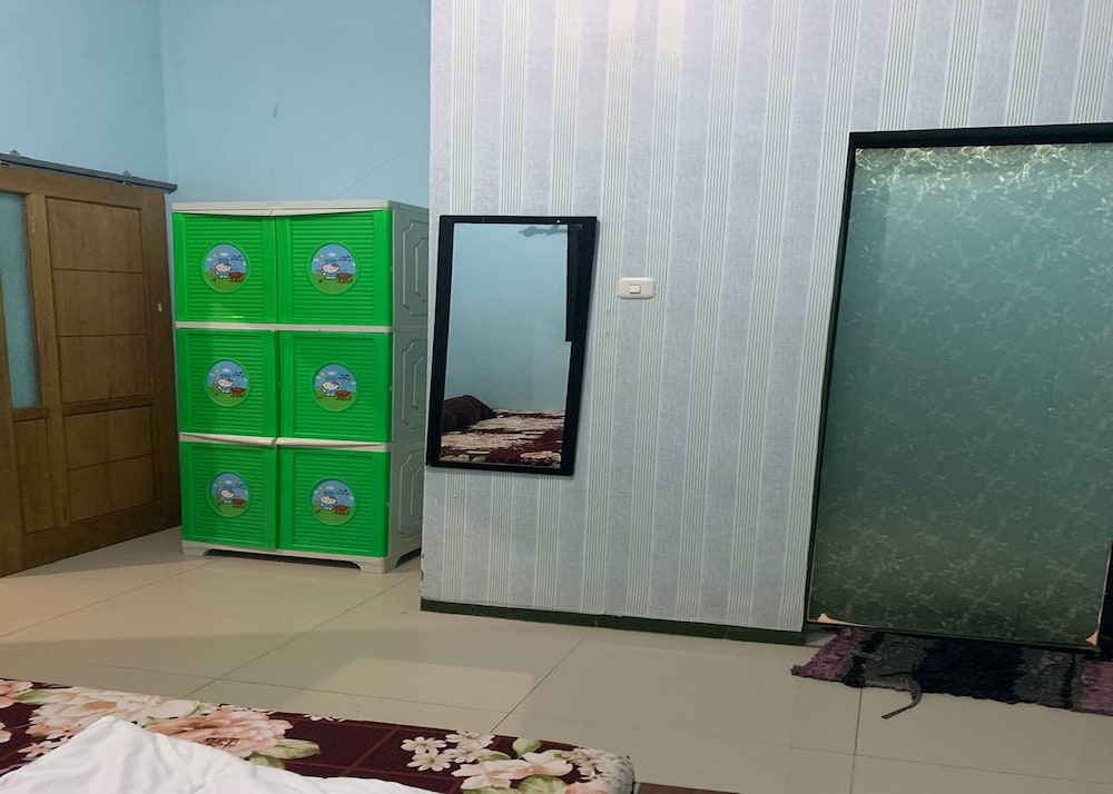 Room, 2 Bedrooms - Photo 1