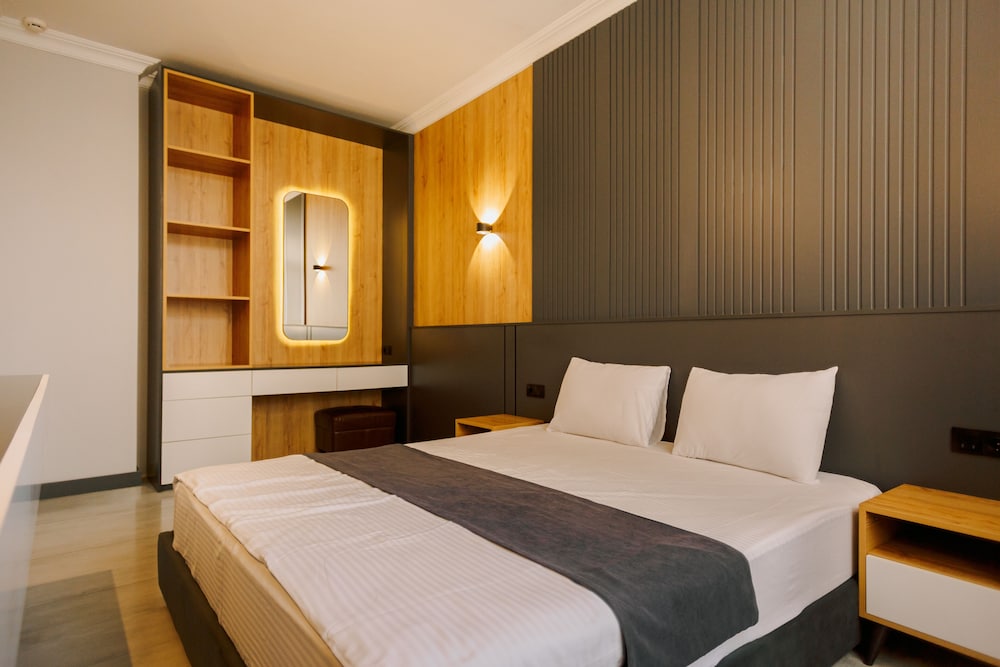 Executive Room, 1 King Bed with Sofa bed, Kitchen photo 1