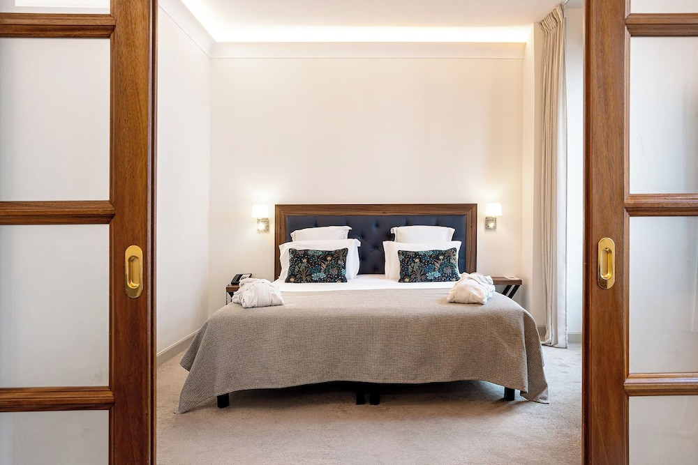 City Suite, City View - Photo 2