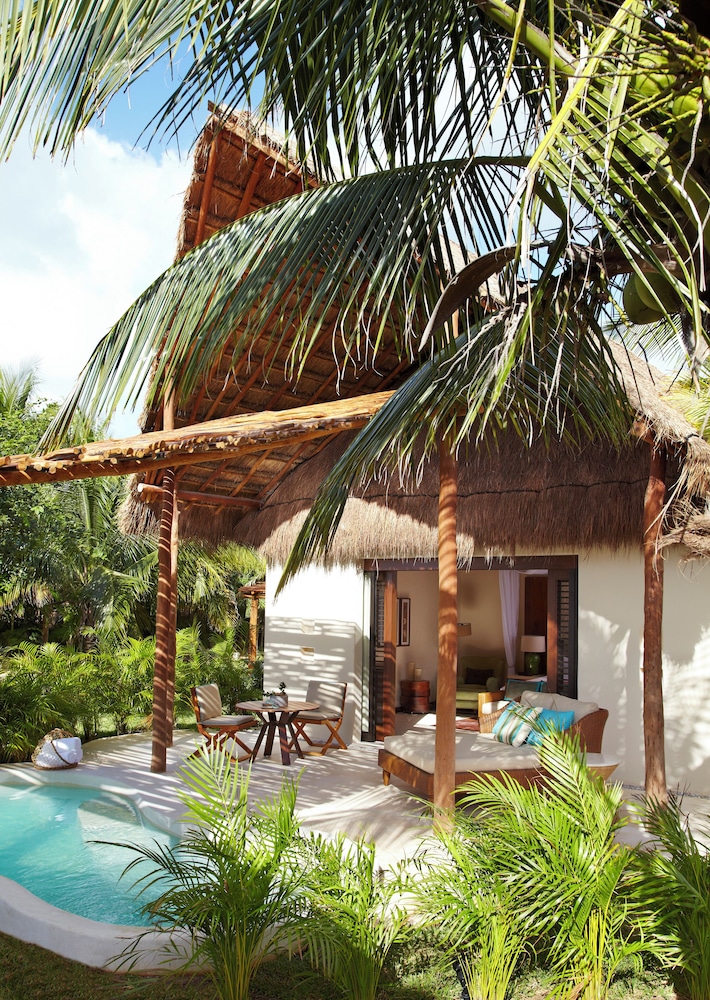 Viceroy Villa With Private Plunge Pool And Deck