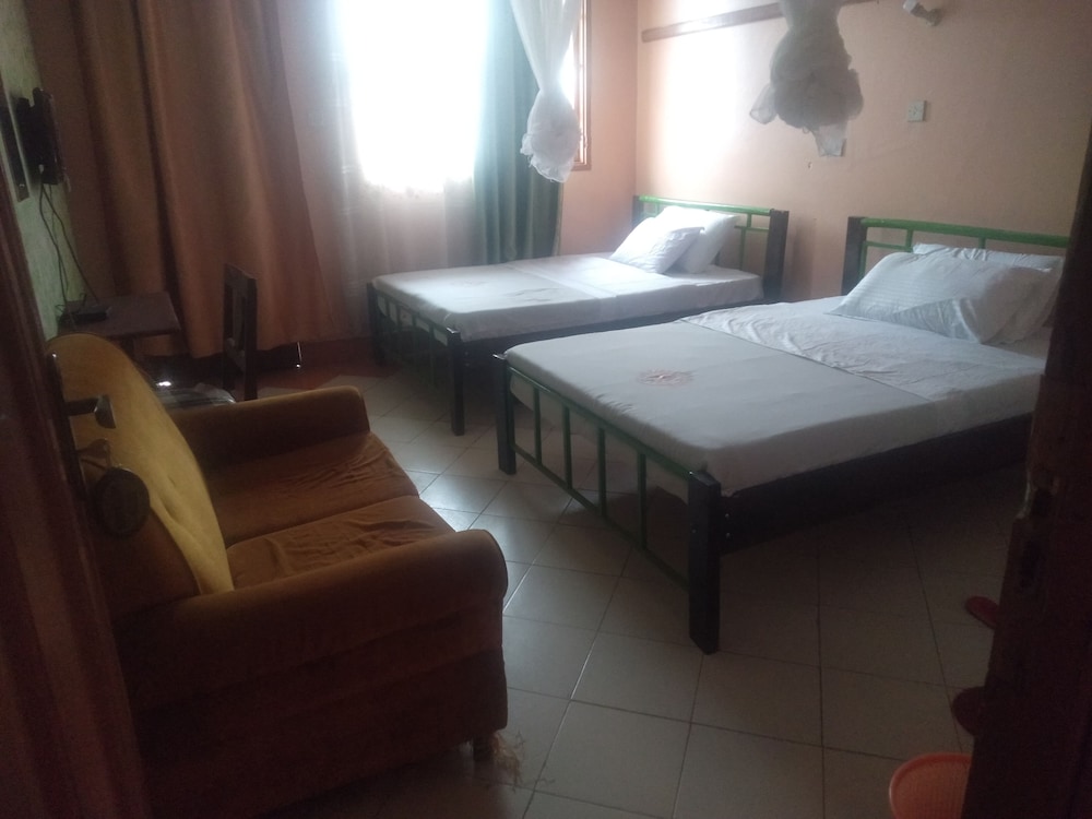 Standard Double or Twin Room photo 1