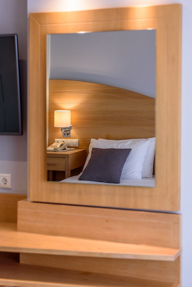 Standard Double Room, Garden View photo 3