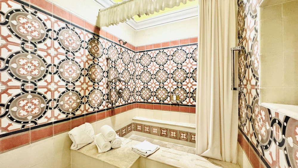 Master Suite - Photo 2