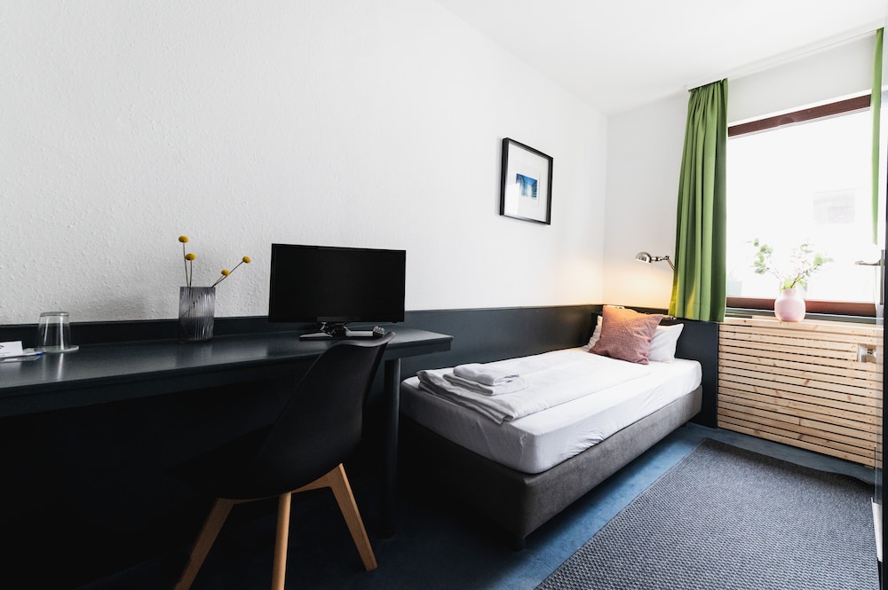 Single Room photo 2