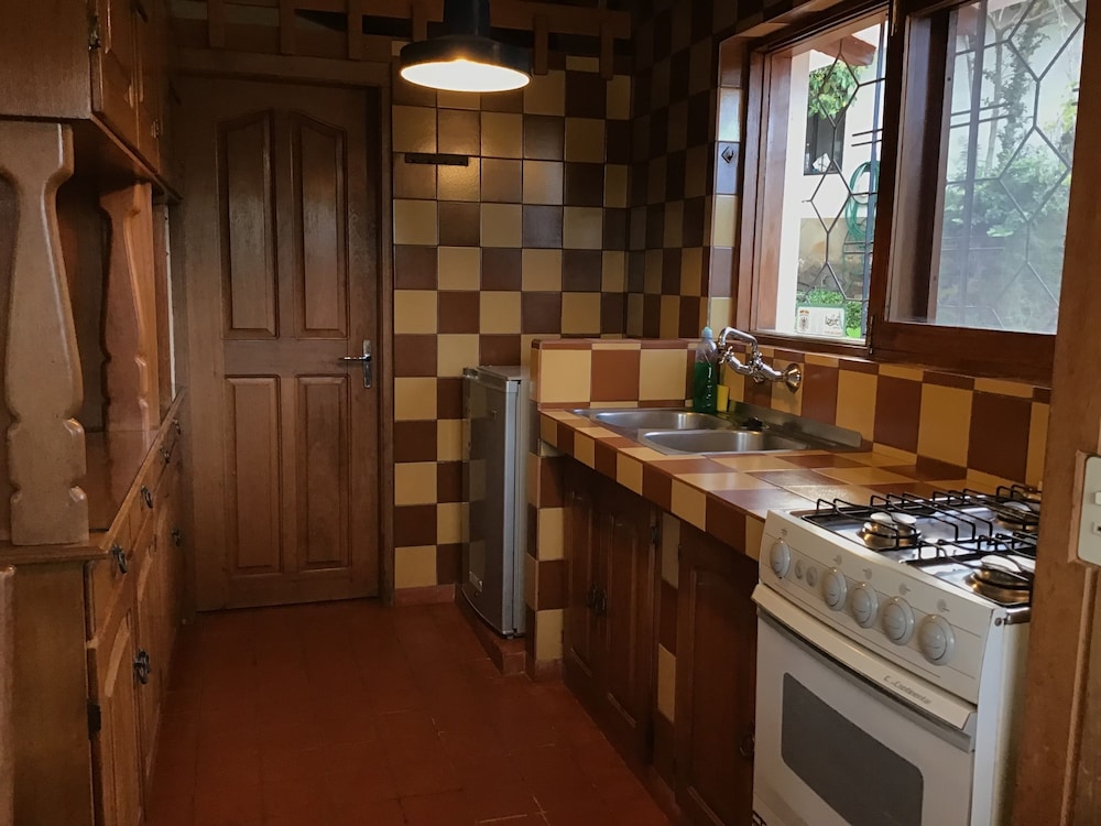 Cabin 1 photo 2