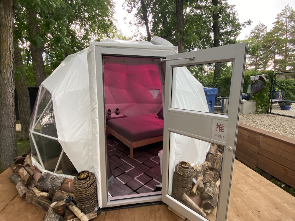Romantic Tent