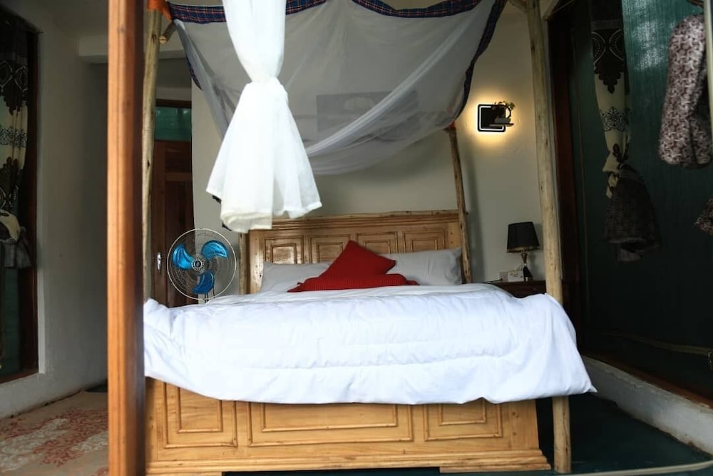 Luxury Single Room, 1 Bedroom, Balcony, Park View