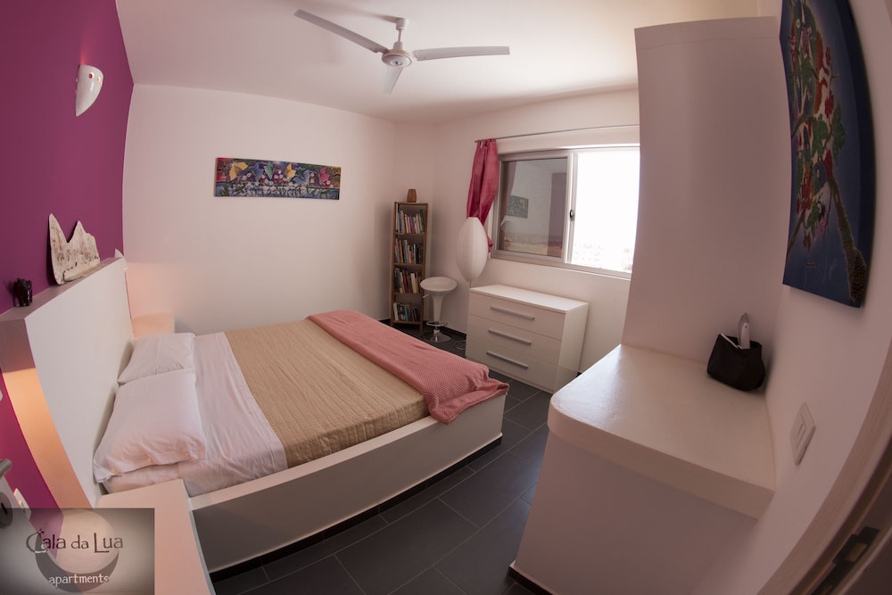 Deluxe Penthouse, 2 Bedrooms, 2 Bathrooms photo 2