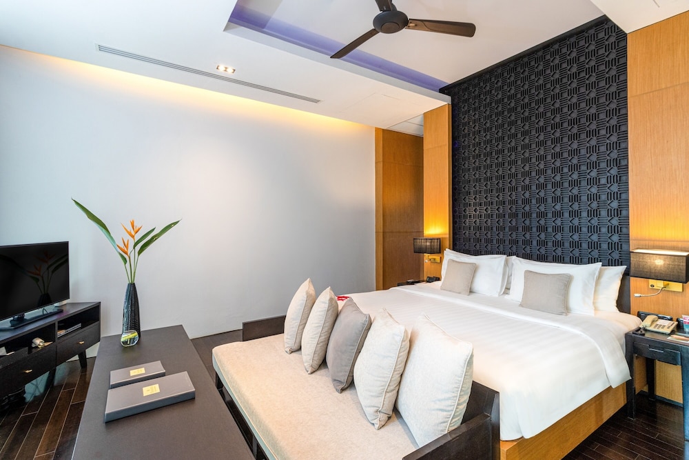 Villa, 1 King Bed (Private Pool) - Photo 2